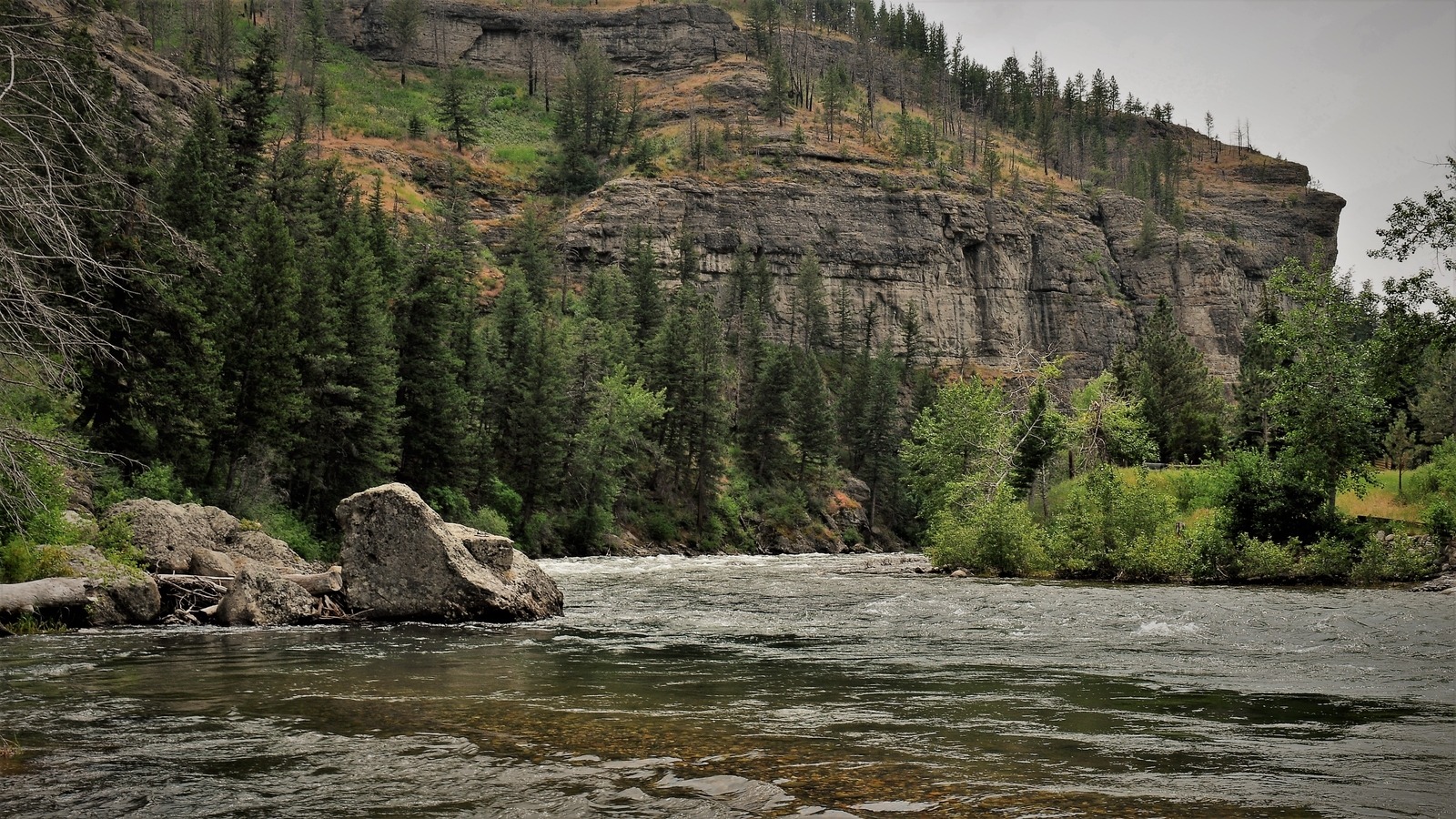 The Best Montana Overnight Float Fishing Trips